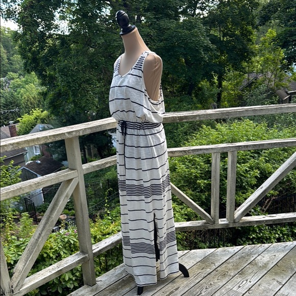 LOFT Beach Cream and Blue Sleeveless Maxi Sundress Size L - Picture 4 of 11